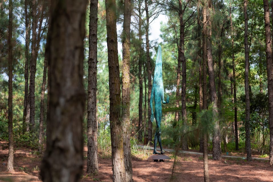 Phạm Đình Tiến “gieo” nụ cười qua điêu khắc